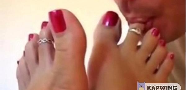  Foot fetish for kinky feet lovers- part 1